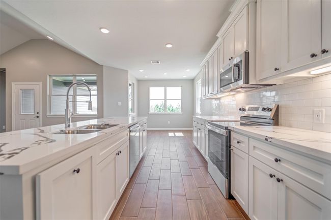 248 Alleda Rd, House other with 3 bedrooms, 3 bathrooms and 2 parking in Prairie View TX | Image 8