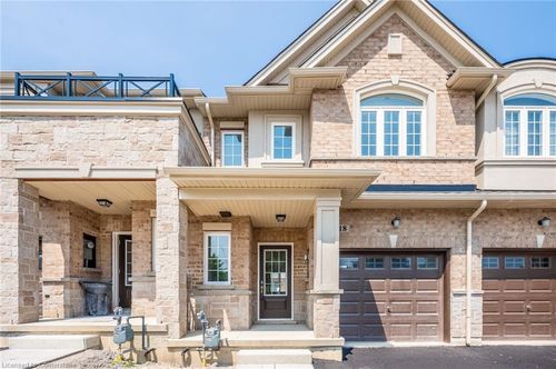 18 Jellicoe Crt, Hamilton, ON, L9A4T1 | Card Image