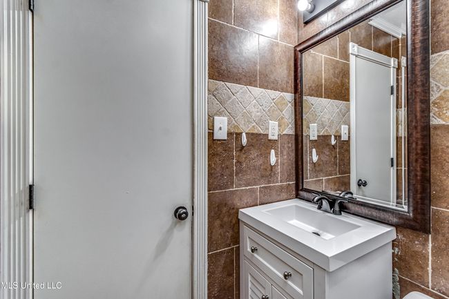 204 Turtle Creek-56 | Image 56