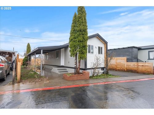 36-8951 Se Fuller Rd, Happy Valley, OR, 97086-3650 | Card Image