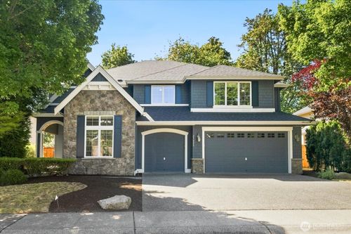 27225 Se 13th Pl, Sammamish, WA, 98075-5961 | Card Image