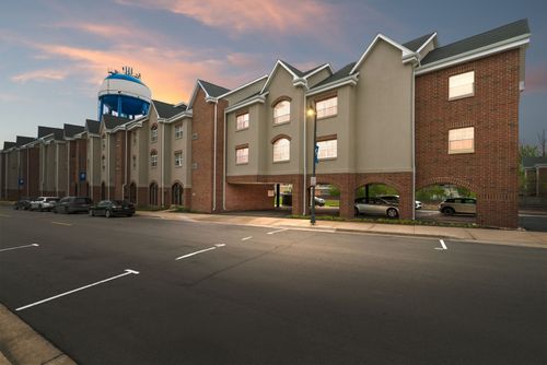 311-245 Burlington Ave, Clarendon Hills, IL, 60514-1198 | Card Image