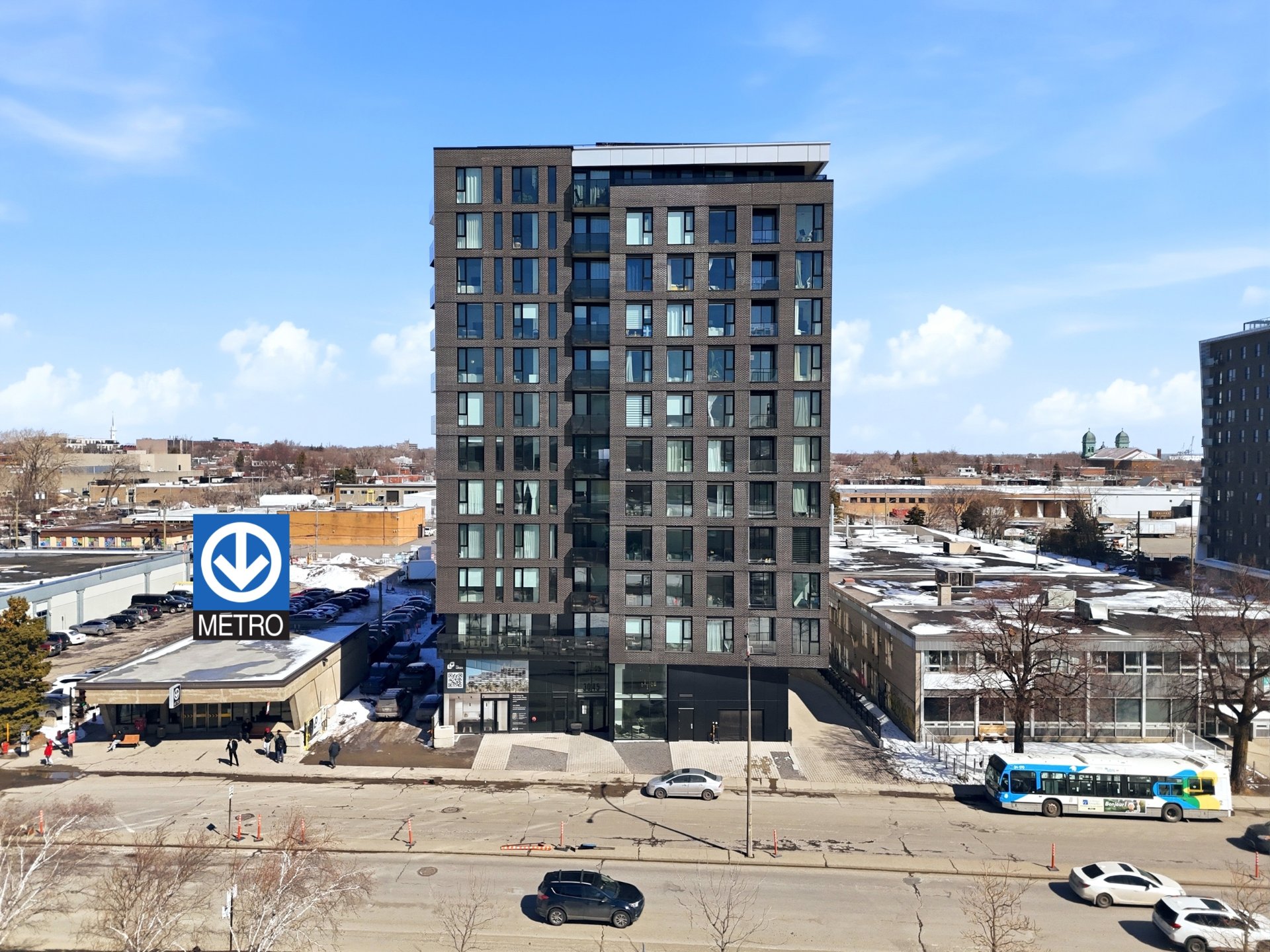 Commercial Sale in Montréal (Rosemont/La Petite-Patrie) 3
