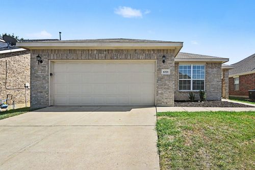 6321 Ferncreek Ln, Fort Worth, TX, 76179-4702 | Card Image