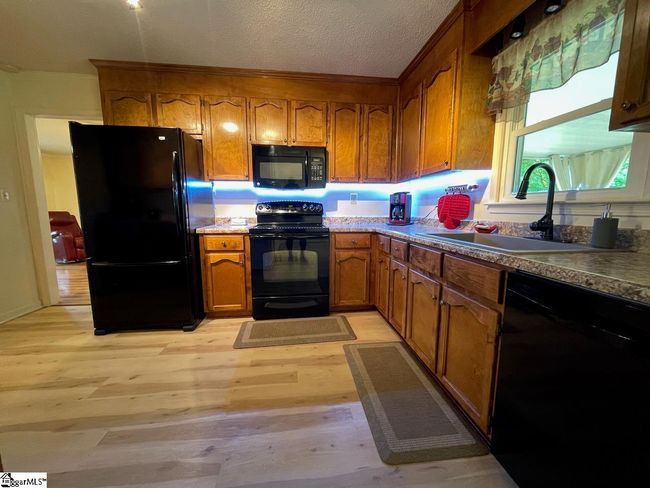 107 Williams Rd, House other with 3 bedrooms, 2 bathrooms and 2 parking in Taylors SC | Image 11