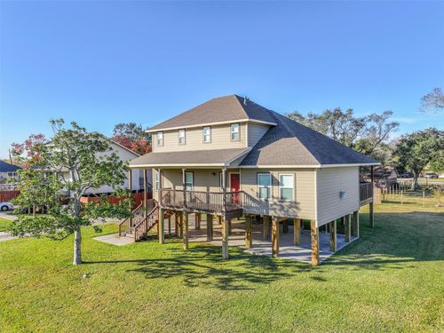 212 Oakdale St, Shoreacres, TX, 77571-7347 | Card Image