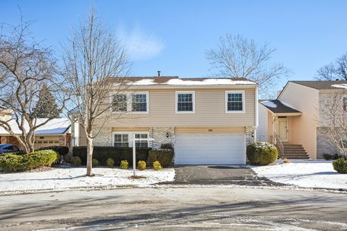 108 Croftwood Ct, Rolling Meadows, IL, 60008-2276 | Card Image