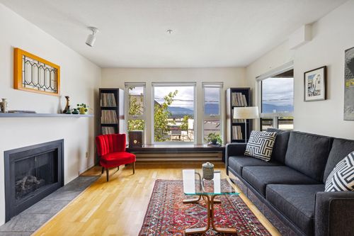 304-2121 W 5th Ave, Vancouver, BC, V6K1S1 | Card Image
