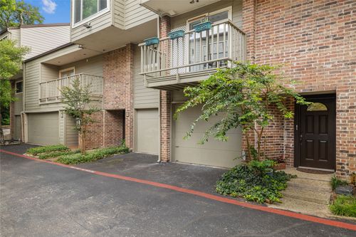 c4-6808 Eastridge Dr, Dallas, TX, 75231-6869 | Card Image