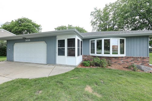 1408 S Emmertsen Rd, Mount Pleasant, WI, 53406-4416 | Card Image