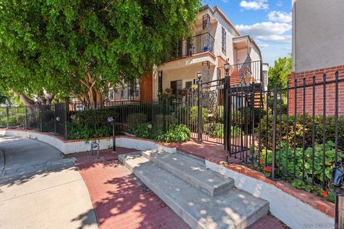 unit-4-2630 Pirineos Way, Carlsbad, CA, 92009-7343 | Card Image