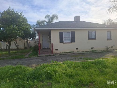 814 Bunting Drive, Bakersfield, CA, 93307 | Card Image