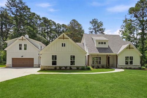 650 Gordon Combs Rd Nw, marietta, GA, 30064-1216 | Card Image