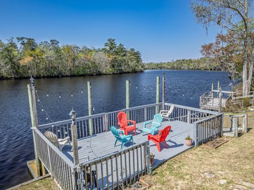 9 Christy Ln, Sopchoppy, FL, 32358-1282 | Card Image