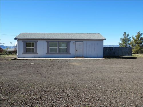 785 S Bacobi Rd, Golden Valley, AZ, 86413-8868 | Card Image