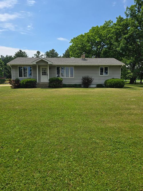 1294 County Road D, Glenwood City, WI, 54013-8200 | Card Image