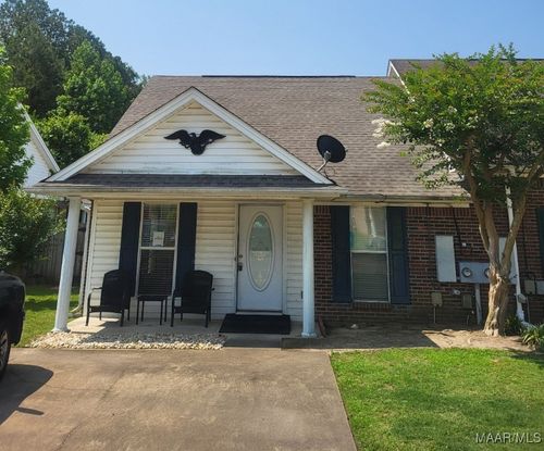 221 James Dr, Millbrook, AL, 36054-2842 | Card Image