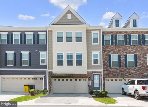 8380 Amber Beacon Cir, MILLERSVILLE, MD, 21108-2048 | Card Image