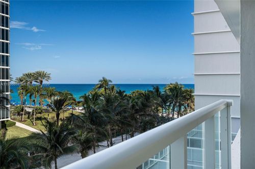 324-19201 Collins Ave, Sunny Isles Beach, FL, 33160-2202 | Card Image