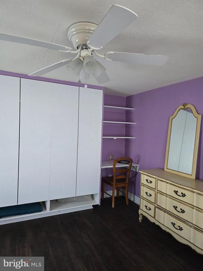 338 East Ave, House other with 4 bedrooms, 2 bathrooms and null parking in MOUNT CARMEL PA | Image 5