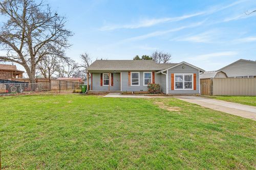 2108 Se 19th St, Mineral Wells, TX, 76067-7524 | Card Image