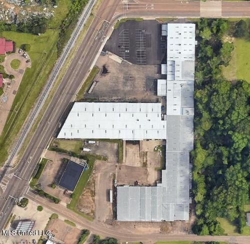 216 Culley Dr, Jackson, MS, 39206-3611 | Card Image