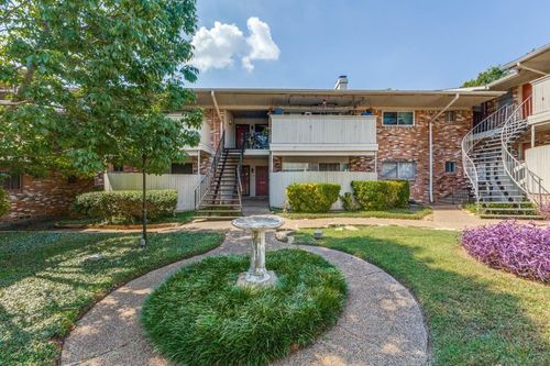 212-7832 Royal Ln, Dallas, TX, 75230-3762 | Card Image