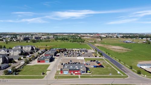 426-and-427-4315 9th Avenue W, Williston, ND, 58801 | Card Image