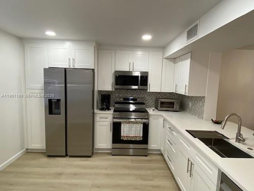 b1-3305 Aruba Way, Coconut Creek, FL, 33066-2620 | Card Image