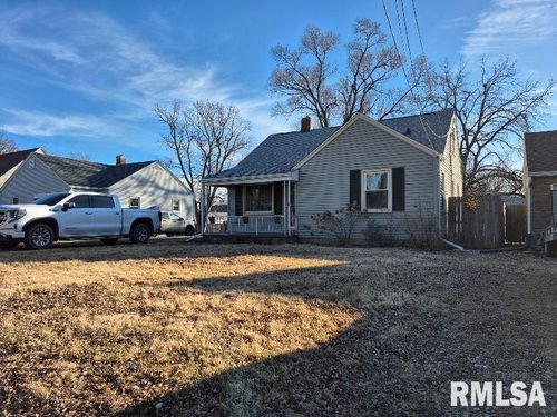 122 Holland Ct, Creve Coeur, IL, 61610-3248 | Card Image