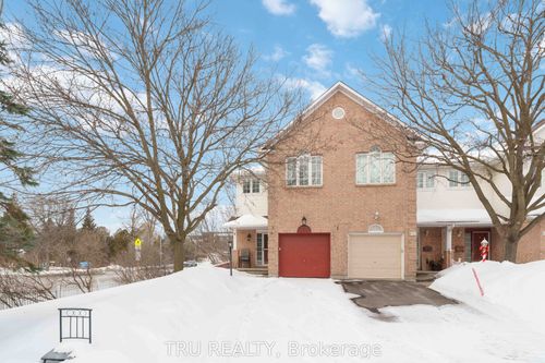 37 Riverbank Crt, Stittsville, ON, K2S1V7 | Card Image