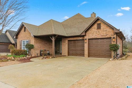 295 Creekside Ln, PELHAM, AL, 35124-3983 | Card Image