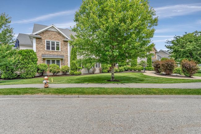 711 - 711 Eagles Nest Way, Condo with 2 bedrooms, 3 bathrooms and null parking in Franklin MA | Image 28