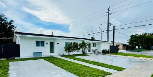 3630 Nw 194th Ter, Miami Gardens, FL, 33056-2232 | Card Image
