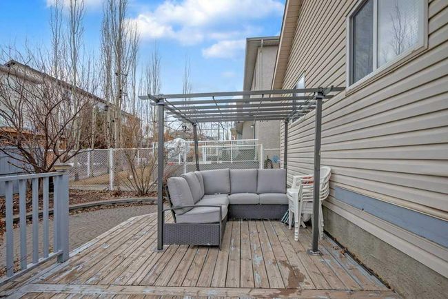 273 Panatella Boulevard Nw, Home with 3 bedrooms, 3 bathrooms and 4 parking in Calgary AB | Image 45