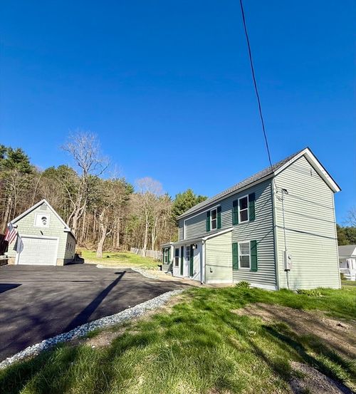 248 Ware St, Palmer, MA, 01069-1549 | Card Image