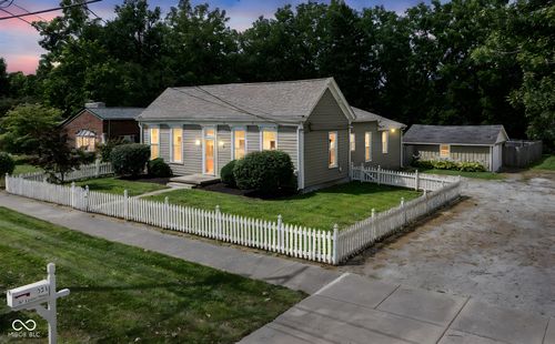 321 N Union St, Westfield, IN, 46074-9461 | Card Image