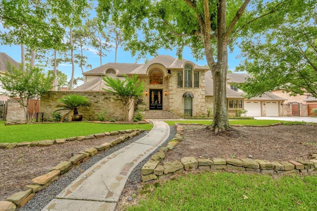 Fenchurch Dr, Spring, TX 77379