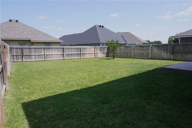 View of yard | Image 17