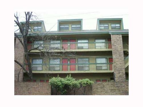 apt-302-2210 Pearl St, Austin, TX, 78705-5031 | Card Image