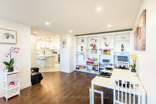 601-55 Yarmouth St, Guelph, ON, N1H7R4 | Card Image