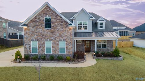 8105 Goose Ridge Dr Se, Owens Cross Roads, AL, 35763-8973 | Card Image