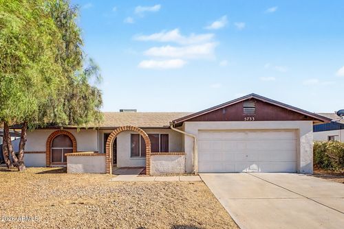 5733 W Mescal St, Glendale, AZ, 85304-3813 | Card Image