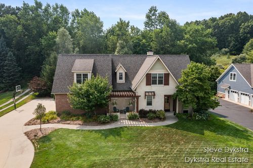 2479 Shears Crossing Ct Ne, Grand Rapids, MI, 49525-9323 | Card Image