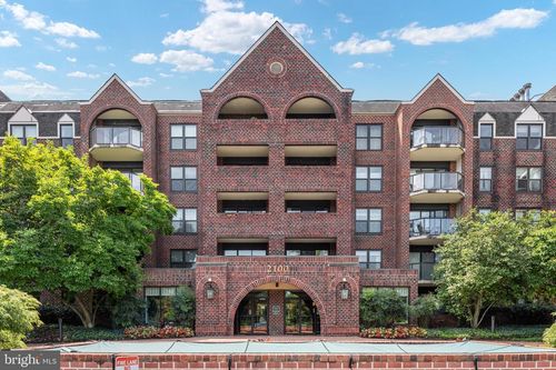 g08-2100 Langston Blvd, ARLINGTON, VA, 22201-3554 | Card Image