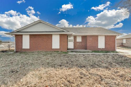 1621 E Berkeley St, Wichita, KS, 67216-1519 | Card Image