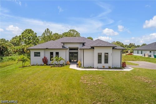 791 14th St Ne, NAPLES, FL, 34120-9405 | Card Image