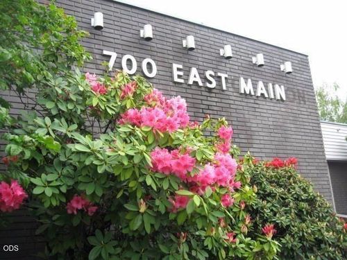 102-700 E Main St, Medford, OR, 97504-7138 | Card Image