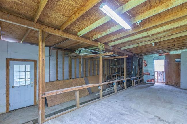 180 Fcr 797, Home with 6 bedrooms, 7 bathrooms and null parking in Donie TX | Image 41