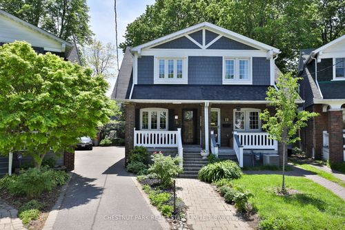 16 Dilworth Crescent, East York, ON, M4K1Z6 | Card Image